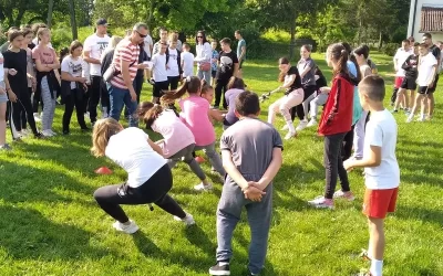 Спортски . Спортске игре под паролама: „Јача здравље нације!“